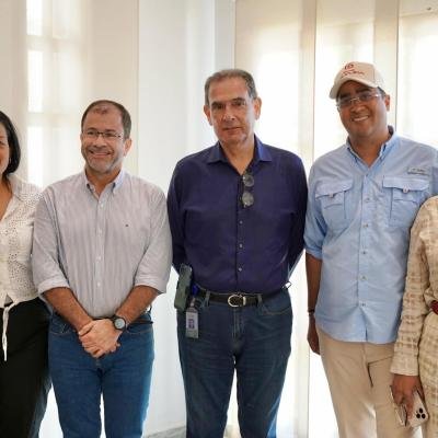 La Gobernación de La Guajira con ESEPGUA y Cerrejón inician diálogos para la construcción y optimización de los acueductos en Barrancas, Hatonuevo y Albania.