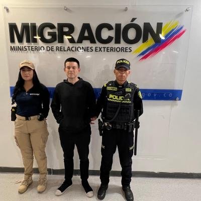 Deportado de Estados Unidos el exgobernador de Córdoba Alejandro Lyons, fue capturado en el Aeropuerto El Dorado