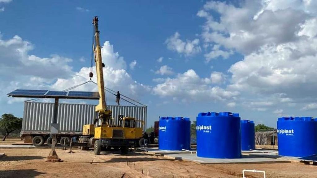 Llegó a La Guajira planta que producirá 100 mil litros de agua diarios