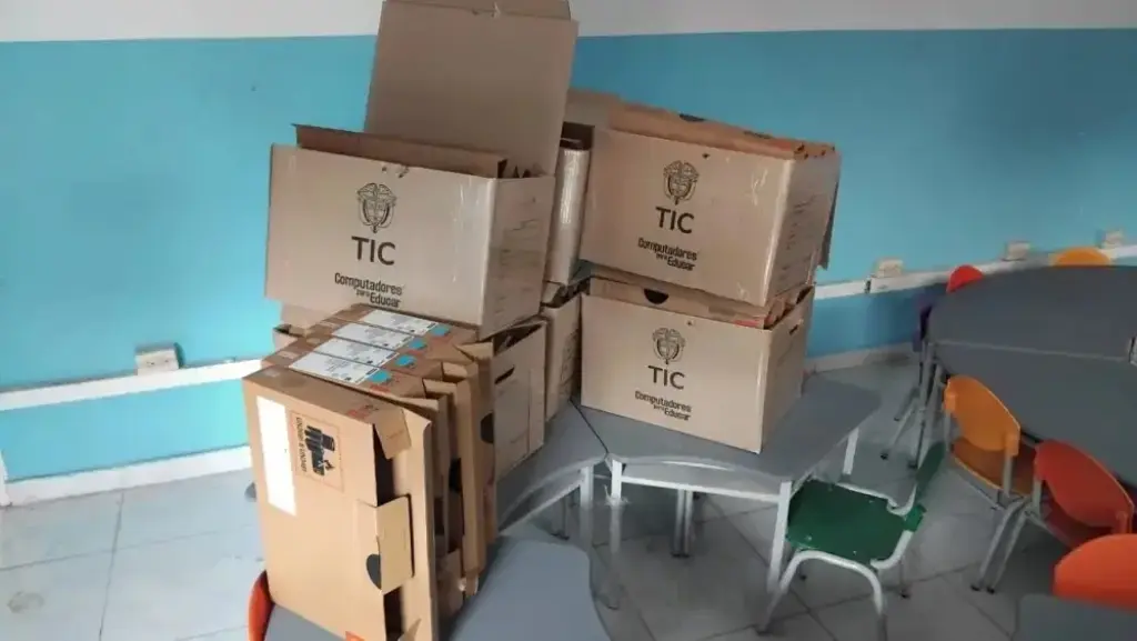Dejaron sin computadores a los niños de estrato 1 y 2 en La Guajira