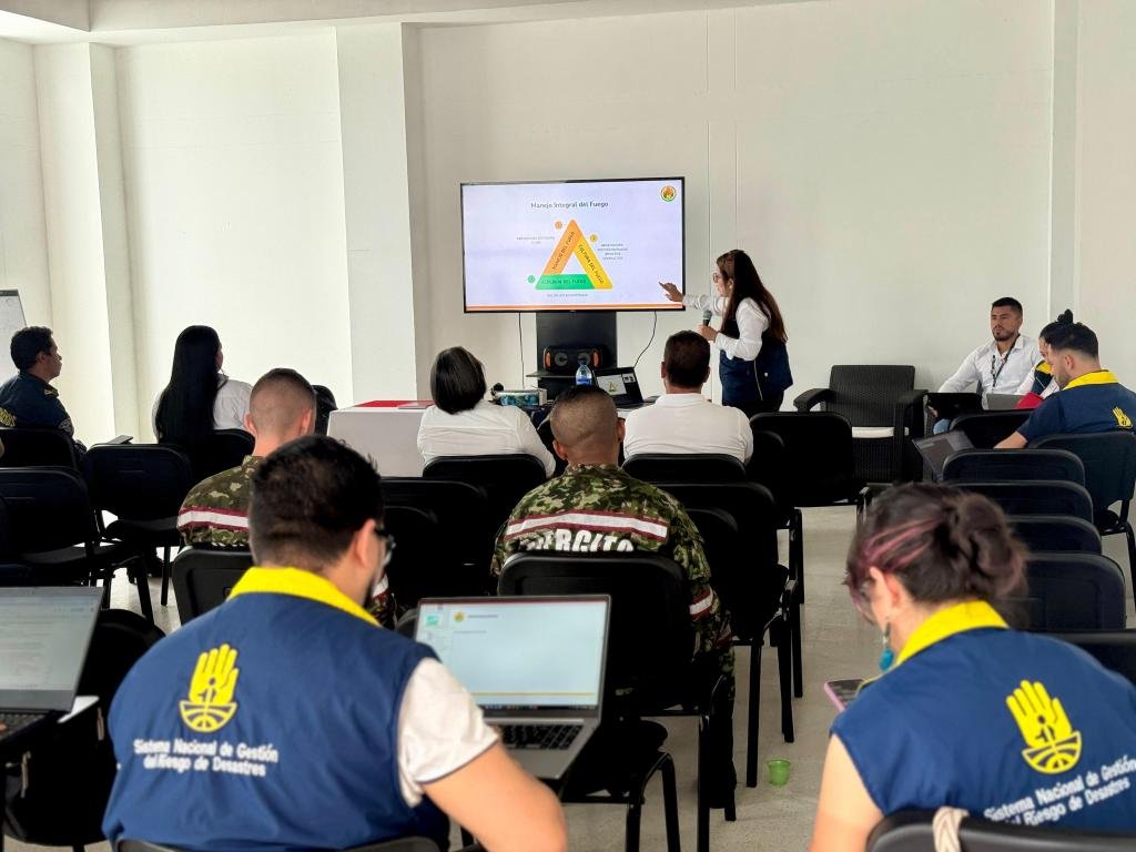 Fortalecimiento territorial en la gestión y manejo integral del fuego e incendios forestales en La Guajira.
