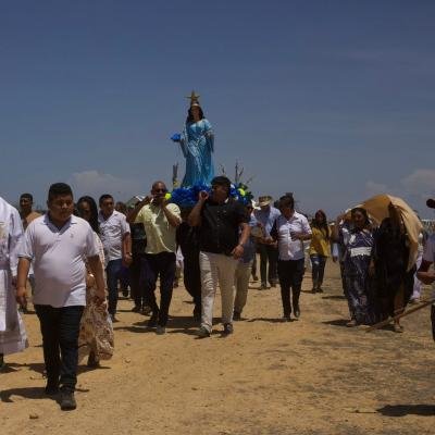 Senadora Martha Peralta Epieyú, presente en las fiestas patronales de la virgen Estrella del Mar, en Puerto Estrella, Alta Guajira