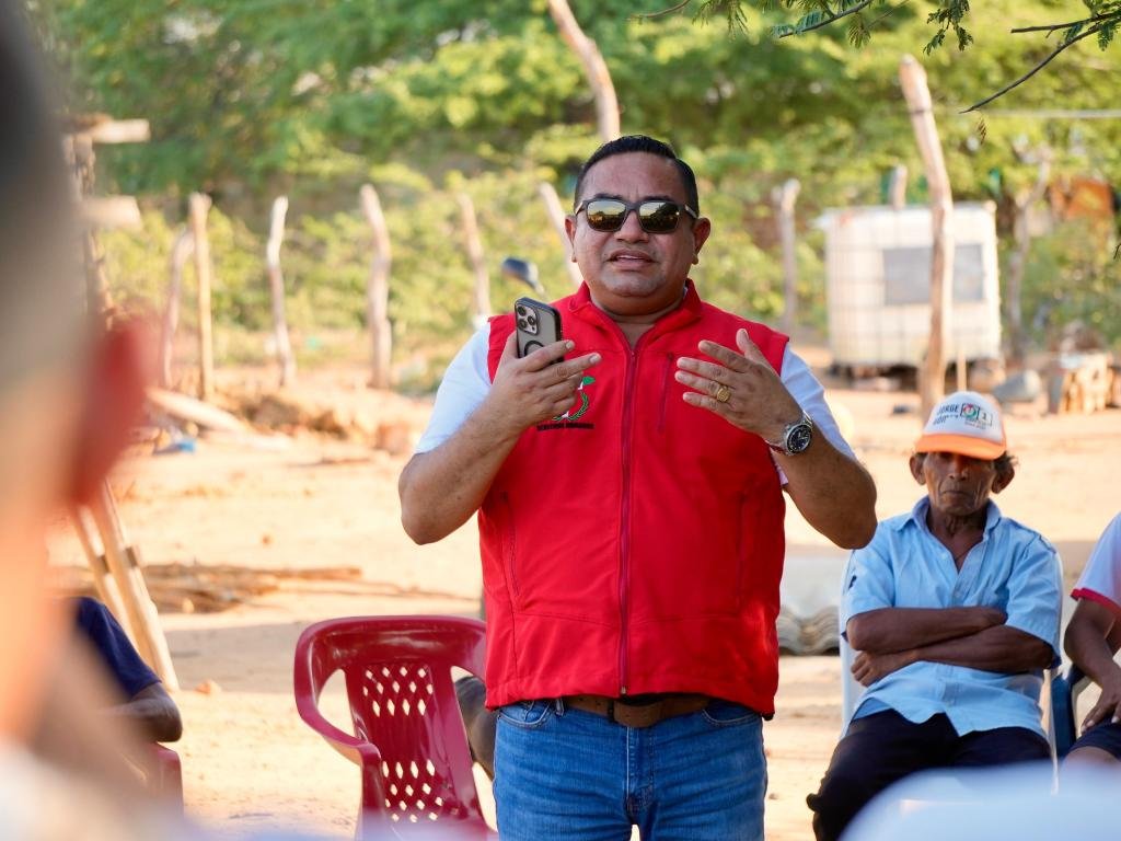 ONG Nación Wayuu acompañó reunión de líderes indígenas y gremio de pescadores en Mayapo frente a inconformidades con Ecopetrol y Petrobras