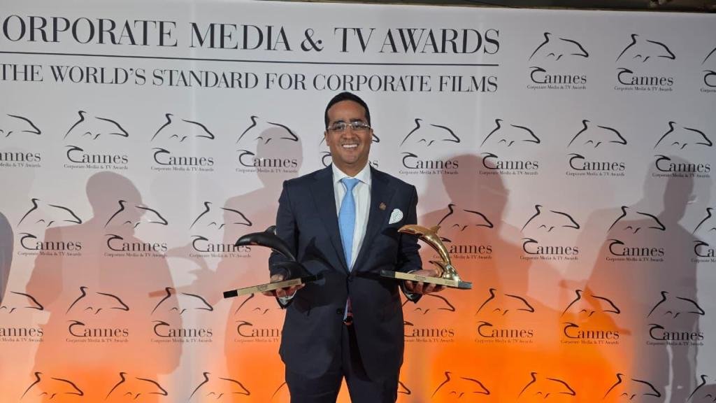 Histórico: Gobernador Jairo Aguilar recibe cuatro galardones en premios mundiales de cine que promueven el turismo