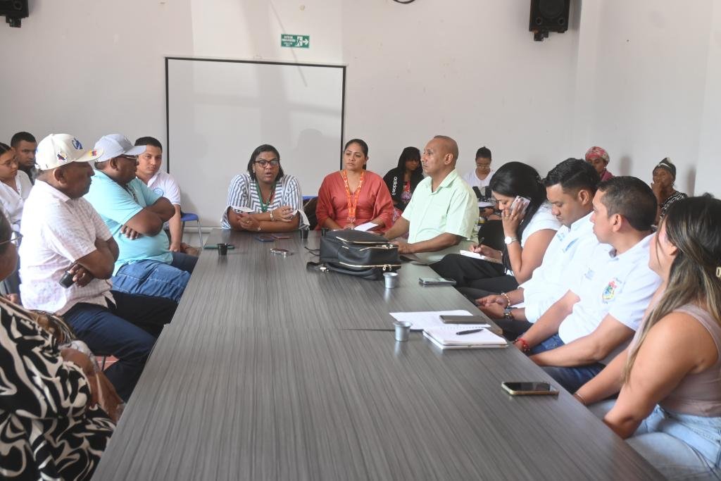 La Empresa Triple A reafirma su compromiso con el diálogo y el desarrollo sostenible en Uribia