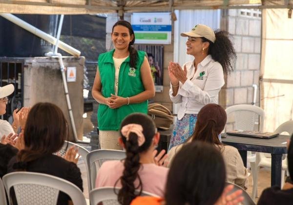 1.125 familias del asentamiento La Pista, en Maicao, tejen caminos sin fronteras con Bienestar Familiar