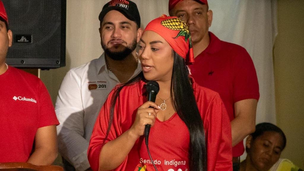 "Los noto asustados": senadora Martha Peralta Epieyú responde a los ataques mediáticos contra su campaña