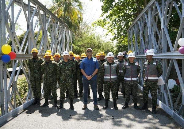 La Guajira recupera conexión con Magdalena tras apertura de puente militar en Mendihuaca