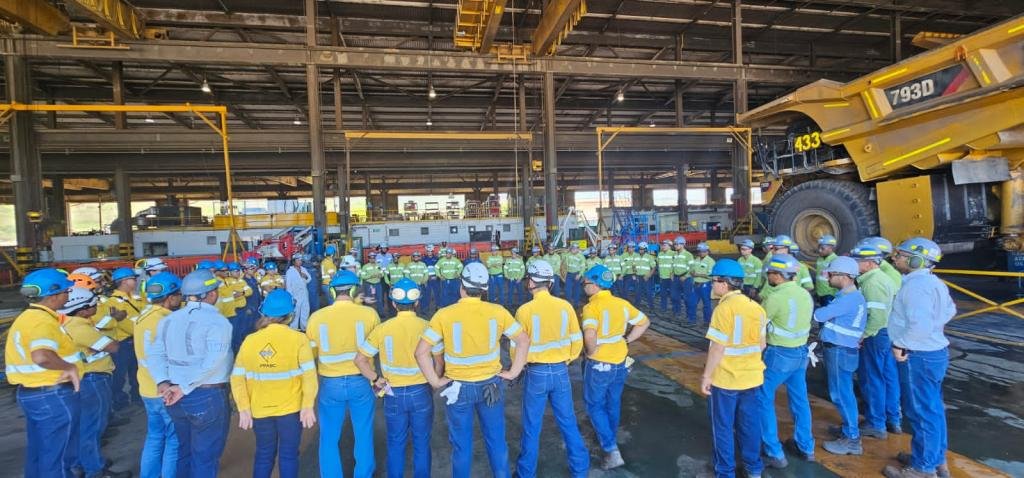 Cerrejón suspende operaciones y contratos laborales debido a bloqueo persistente