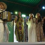 Alcalde Genaro Redondo respalda el talento juvenil en el II Festival Intercolegial Francisco el Hombre en Riohacha