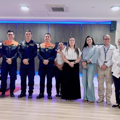 Gobierno de Genaro Redondo ampliará contrato de salvavidas para reforzar la seguridad en las playas de Riohacha