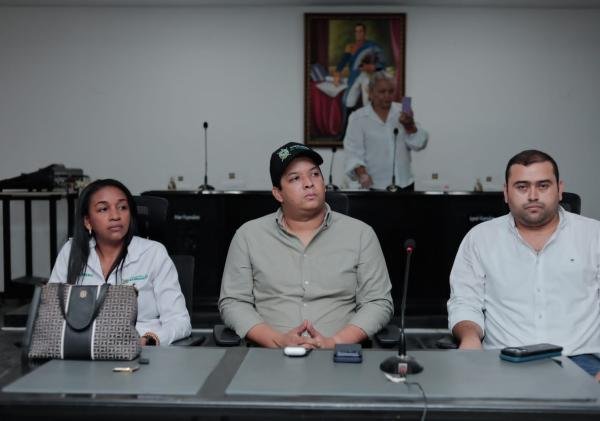 Barrancas exige respuestas a Air-e: acuerdan ajustes inmediatos y reunión con alcaldes y Gobernador el 18 de agosto