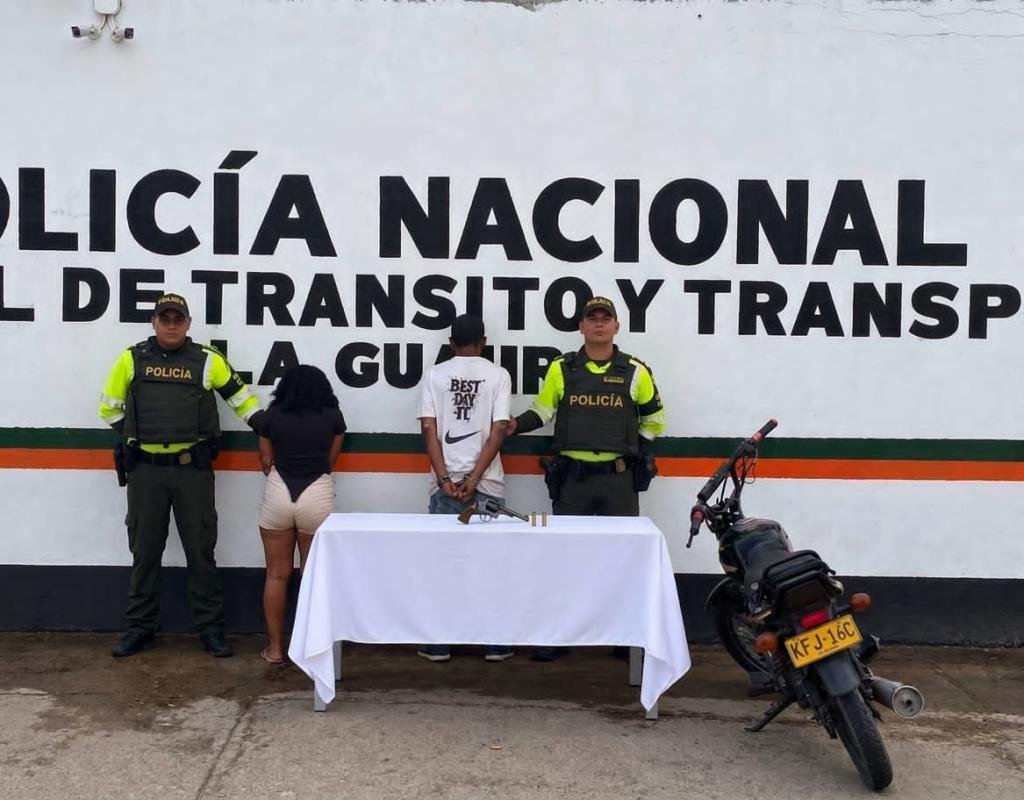 Capturan a dos personas en zona rural de Riohacha por porte ilegal de arma de fuego