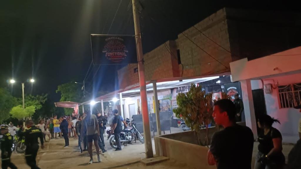 Asesinan a un hombre de más de 10 disparos dentro de un gimnasio en la Comuna 10
