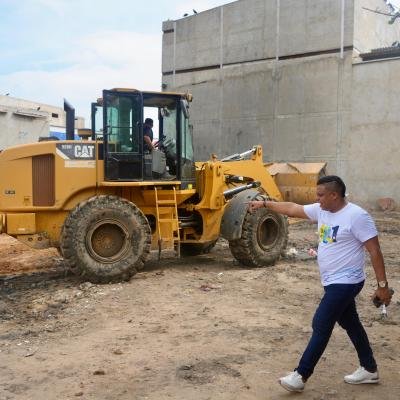 Gobierno de Genaro Redondo interviene botadero satélite en el Mercado Nuevo para recuperar la zona