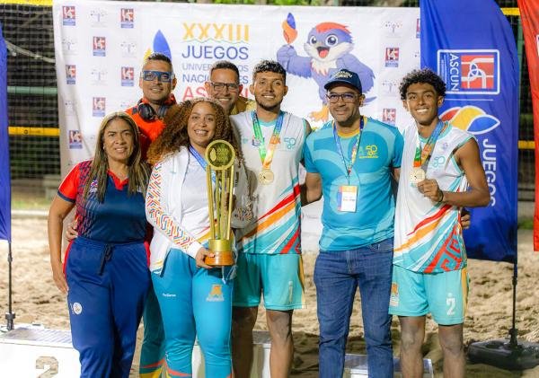 Oro en la arena: Uniguajira brilla en los Juegos Nacionales ASCUN 2026