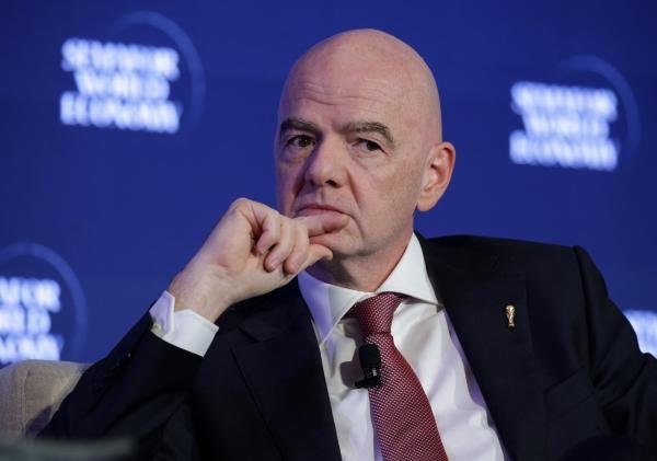 Se cae el plan de Infantino: la FIFA renuncia a abrirse a capitales privados tras una oleada de rechazo