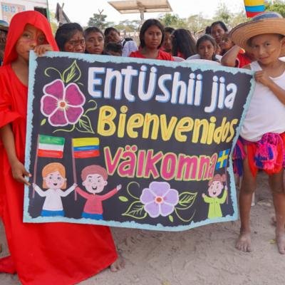 “¡Con educación y energía limpia, transformamos vidas!”: alcalde de Riohacha entrega nuevas aulas en Juliakat