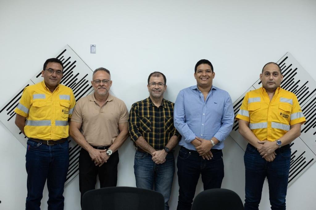 Alcalde Vicente Berardinelli llevará agua a Barrancas