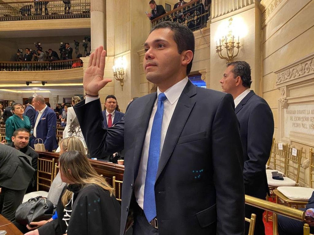 Aprueban en primer debate el Proyecto de Ley 389 de 2024, que garantiza la adaptación cultural de los exámenes de Estado en instituciones etnoeducativas para comunidades indígenas