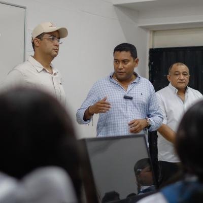 5 mil estudiantes de La Guajira se benefician con 27 aulas interactivas entregadas por la Gobernación en instituciones educativas del departamento