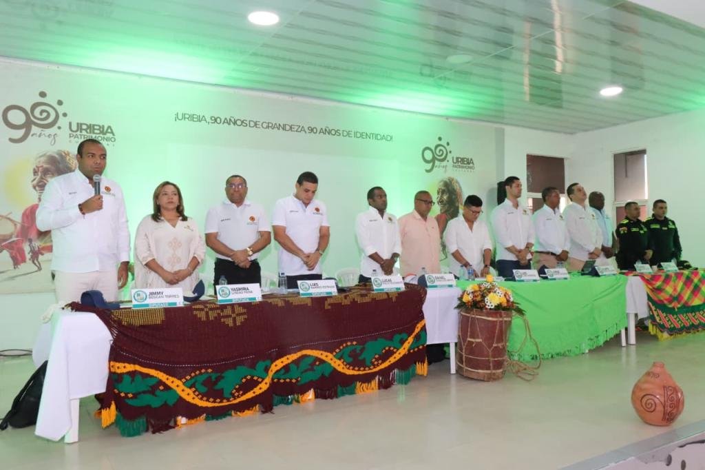 Diputados departamentales realizan sesión ordinaria descentralizada en Uribia para escuchar a la comunidad y abordar temas clave de seguridad, agua, salud, vías y desarrollo portuario