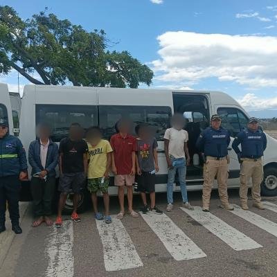 Se cumple la orden presidencial: seis extranjeros reincidentes fueron expulsados por Migración Colombia en Santander